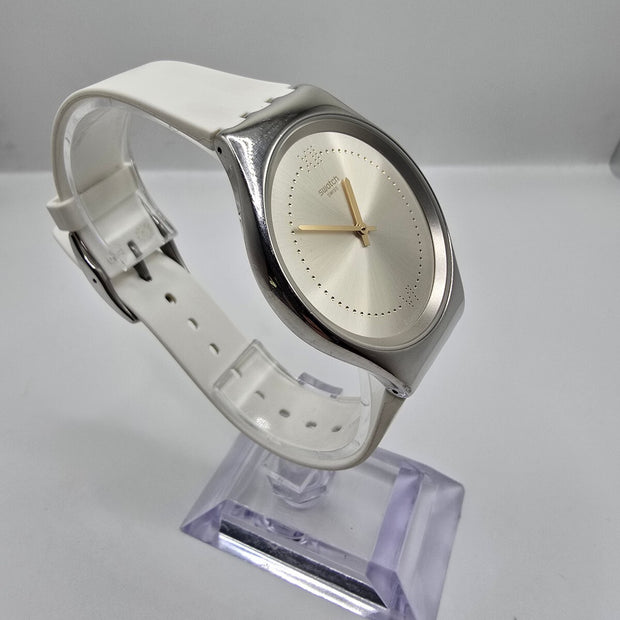 Swatch Skindoree White Silicone Watch (SYXS108) Skin Irony