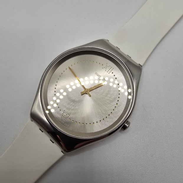 Swatch Skindoree White Silicone Watch (SYXS108) Skin Irony