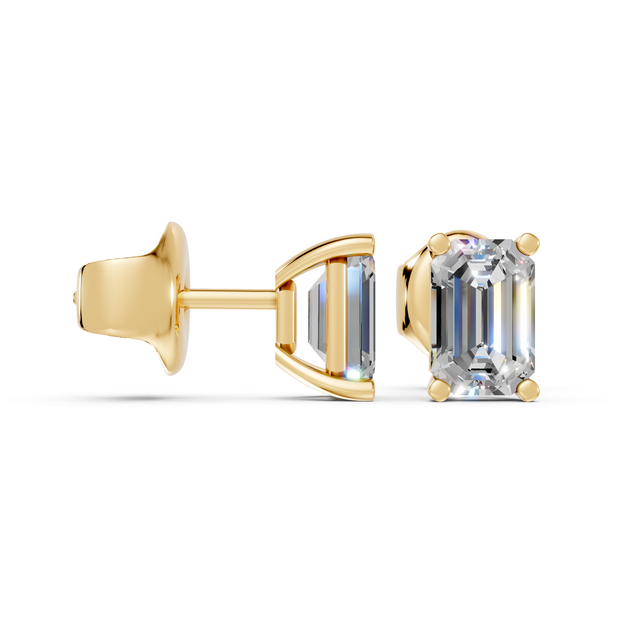 emerald studs front and side in yellow gold